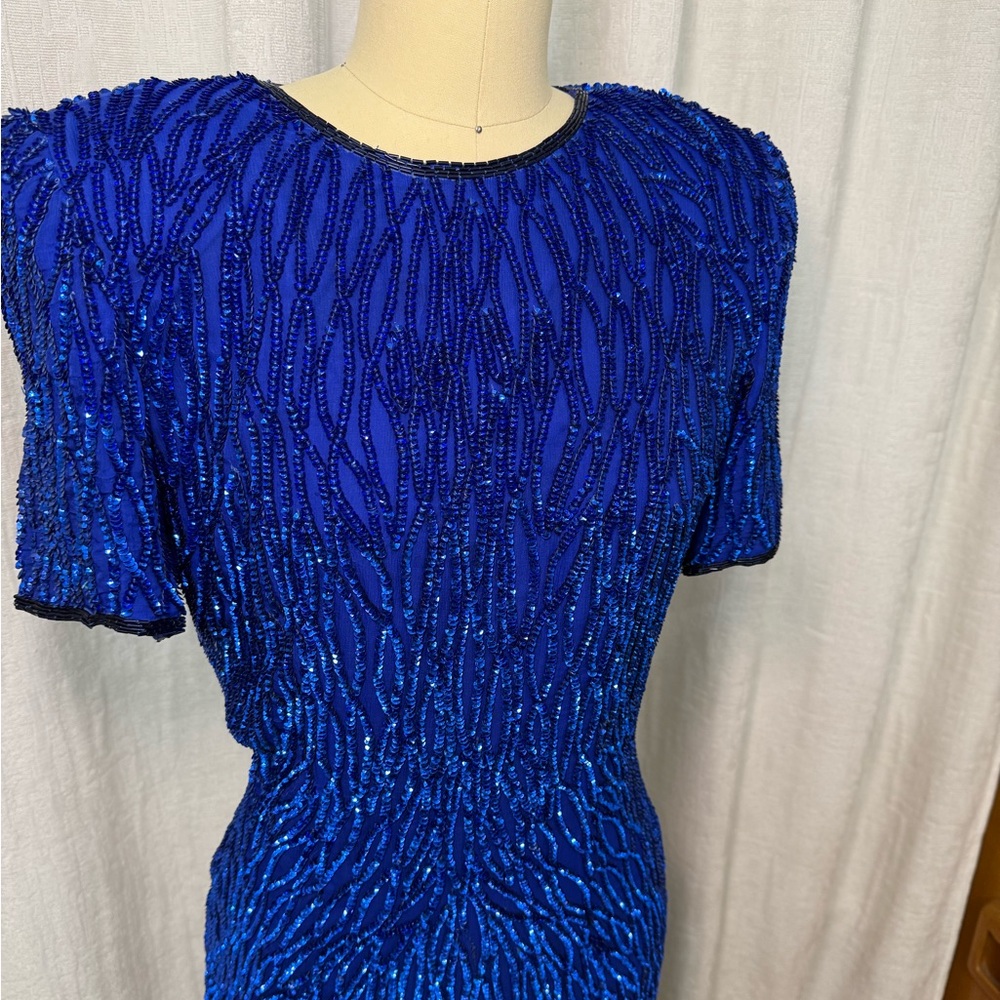 1980s VINTAGE BLUE SEQUIN SHORT SLEEVE COCKTAIL DRESS MEDIUM